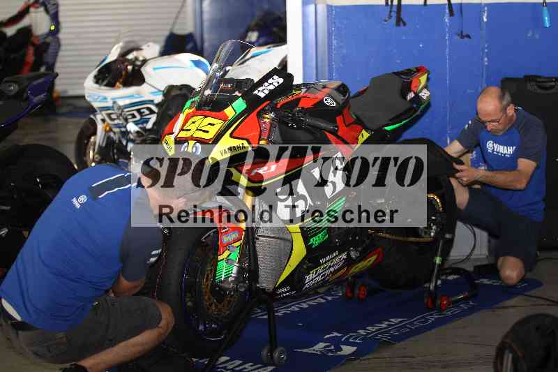 /Archiv-2024/01 26.-28.01.2024 Moto Center Thun Jerez/Boxenimpressionen/27.01.2024